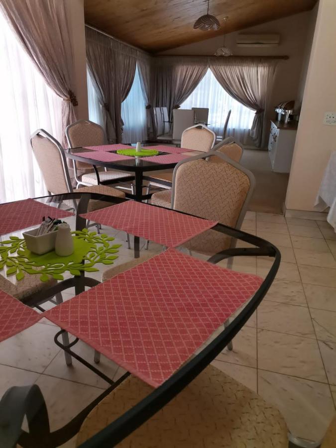 בלומפונטייין Pentagon Guesthouse מראה חיצוני תמונה