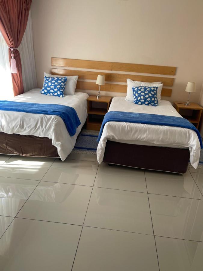 בלומפונטייין Pentagon Guesthouse מראה חיצוני תמונה